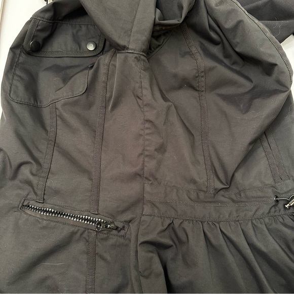 Lululemon Black Out and About Hooded Jacket 8 EUC - Picture 16 of 16